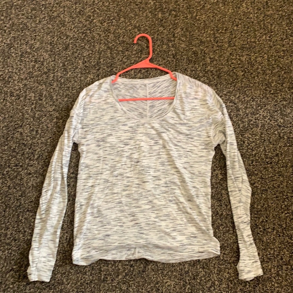 Lululemon heathered gray long sleeve